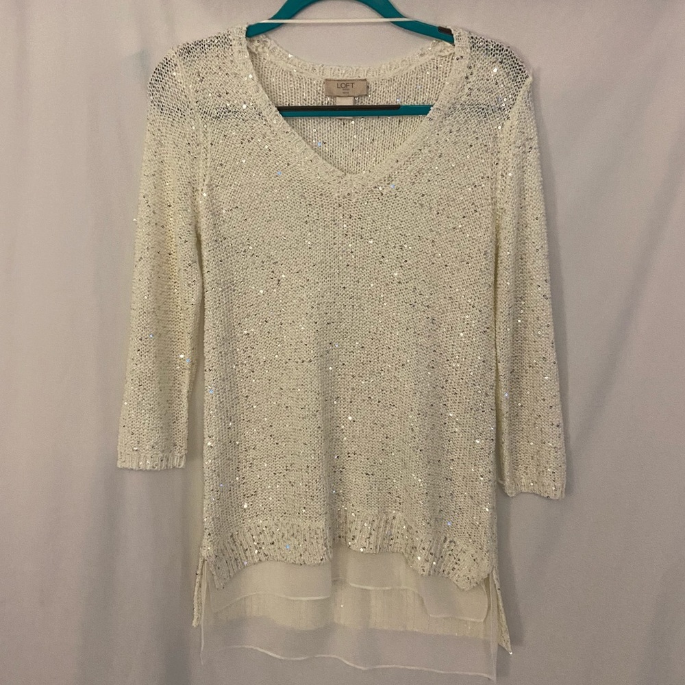 NWOT Ann Taylor LOFT lightweight long sleeved top!